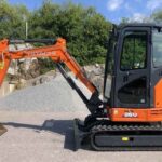 ESCAVATORE HITACHI