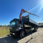 IVECO 180 CON GRU FERRARI CON ARGANO