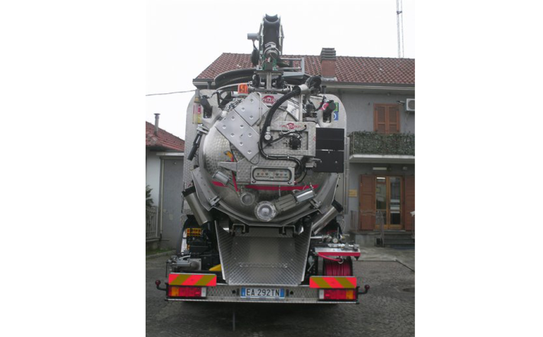 IVECO TRAKKER 4×4 ADR