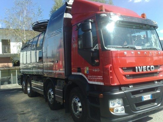 TORNADO IVECO STRALIS 450