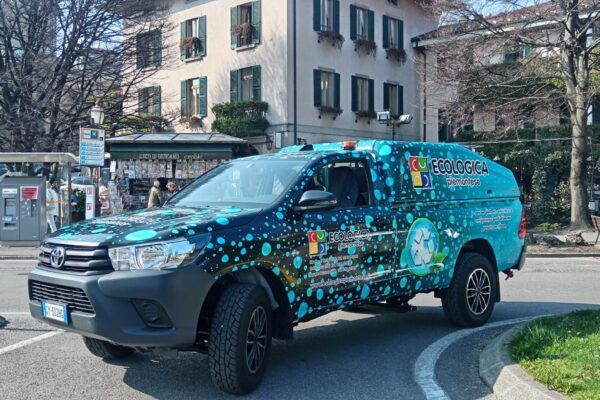 TOYOTA PICK UP PIRANHA 4×4